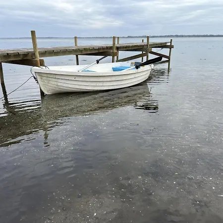 Unique, Direct Access To Isefjorden & A Private Prázdninový dům