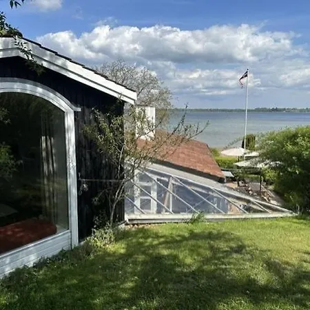 Unique, Direct Access To Isefjorden & A Private Prázdninový dům