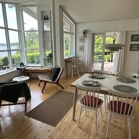 Unique, Direct Access To Isefjorden & A Private Prázdninový dům *